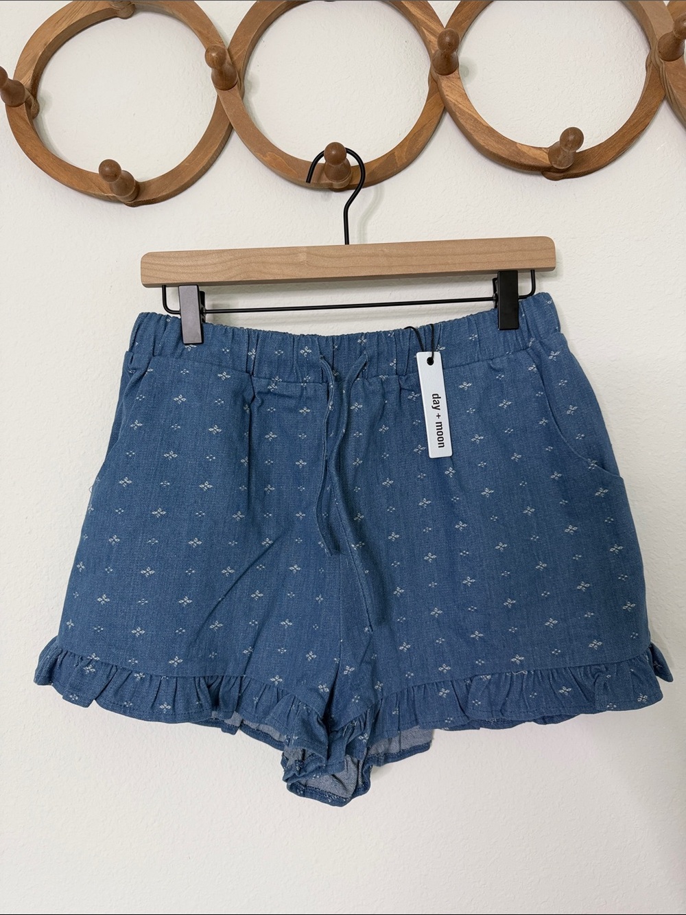 High-Waist Blue Printed Ruffle-Hem Women's Shorts